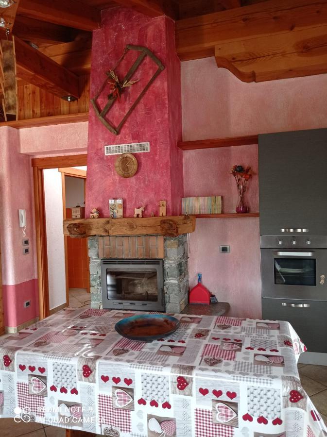 Torrent du Chateau casa vacanze Aoste Extérieur photo