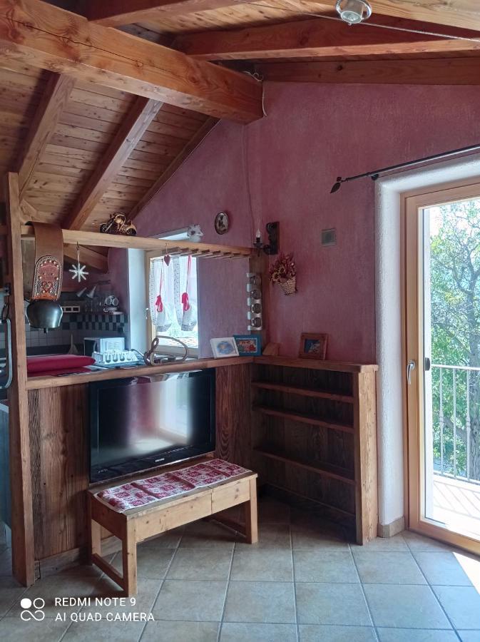 Torrent du Chateau casa vacanze Aoste Extérieur photo